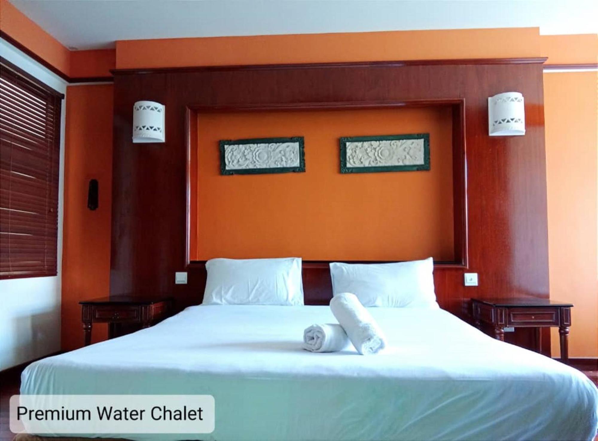 Alpine Premium Water 2 * Port Dickson